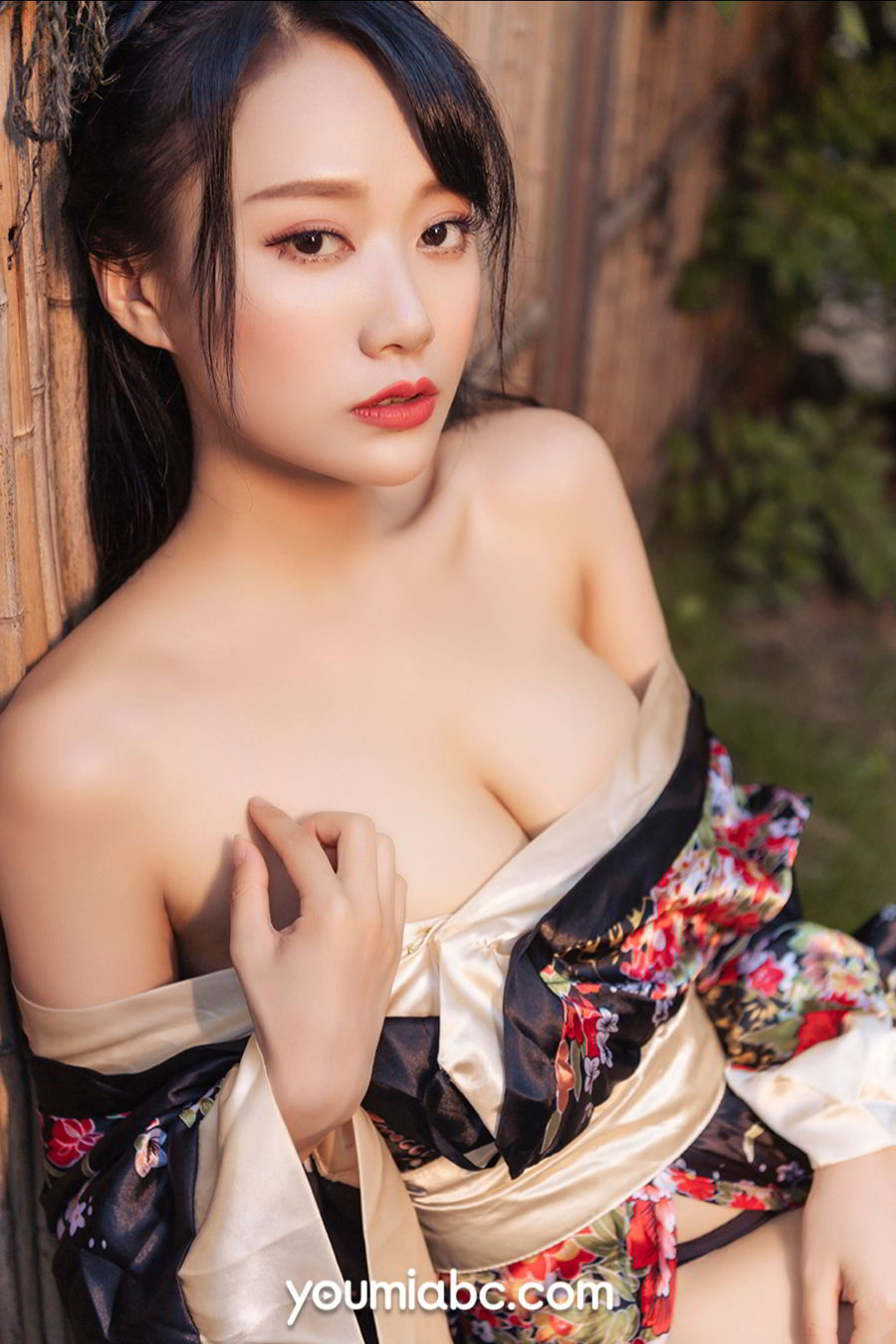 尤蜜Youmi 2020.07.10 何嘉颖 和风煦女