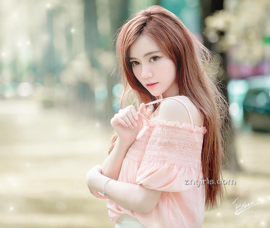超可爱!甜美系「白皙美胸正妹」极品身材好犯规!