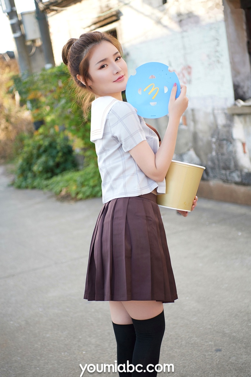 YouMi尤蜜-2020.01.10-陈宇曦-《课后怡情》JK制服诱惑,乡间私房校服,撩人无圣光大尺度写真
