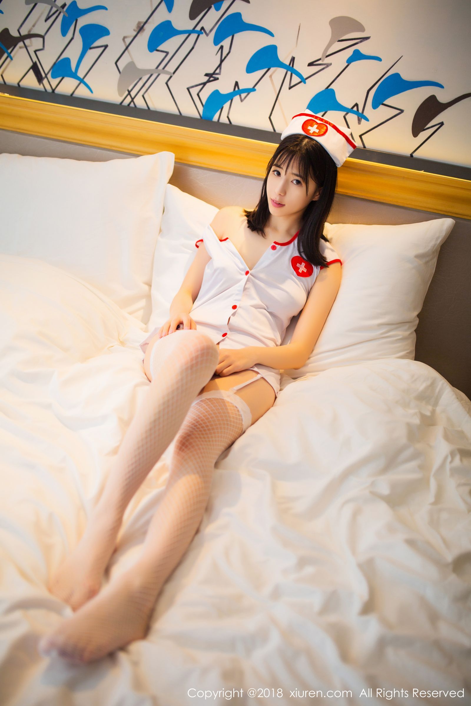 温柔贴心护士艾栗栗 甜美清纯的粉色内衣