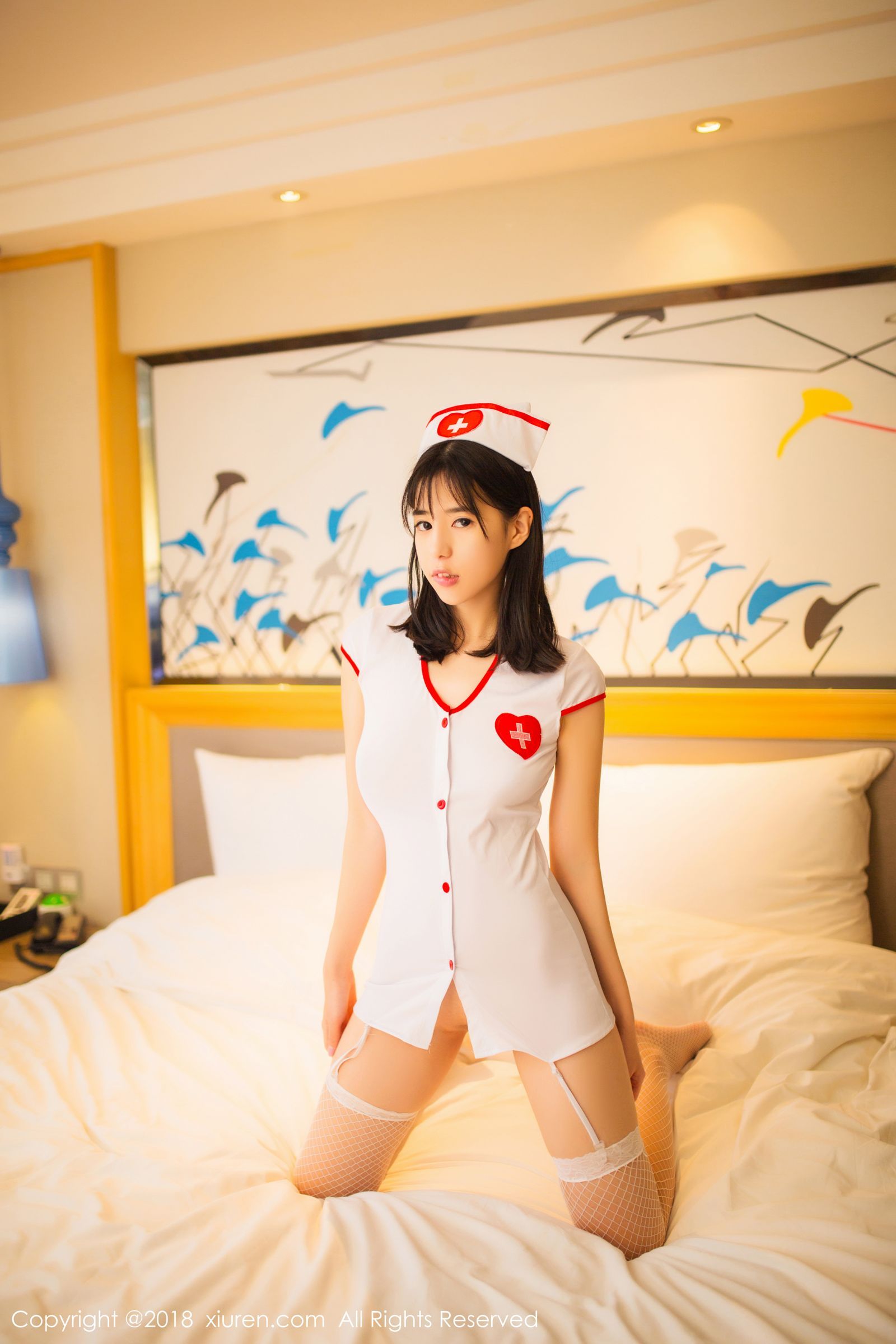 温柔贴心护士艾栗栗 甜美清纯的粉色内衣