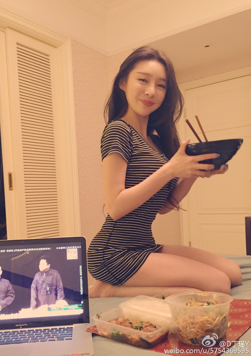 丁瑶 惹火性感私房照诱惑写真图