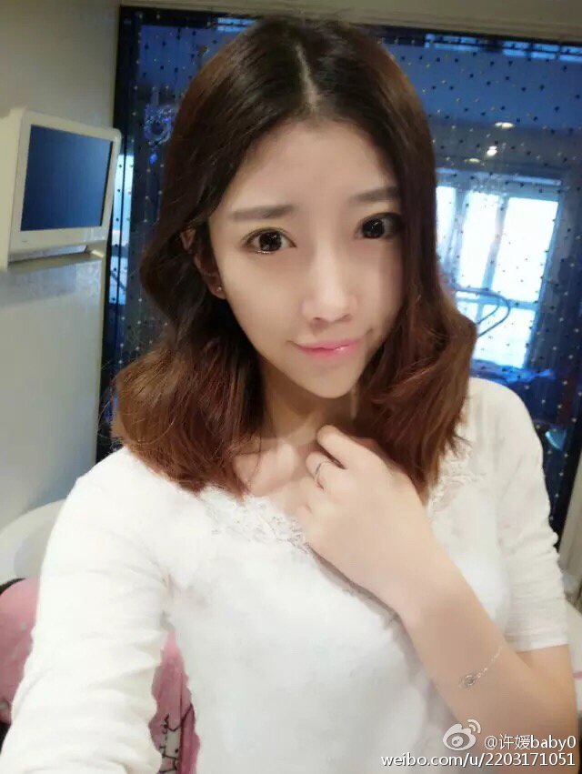 许媛 清新养眼私房照诱惑写真图
