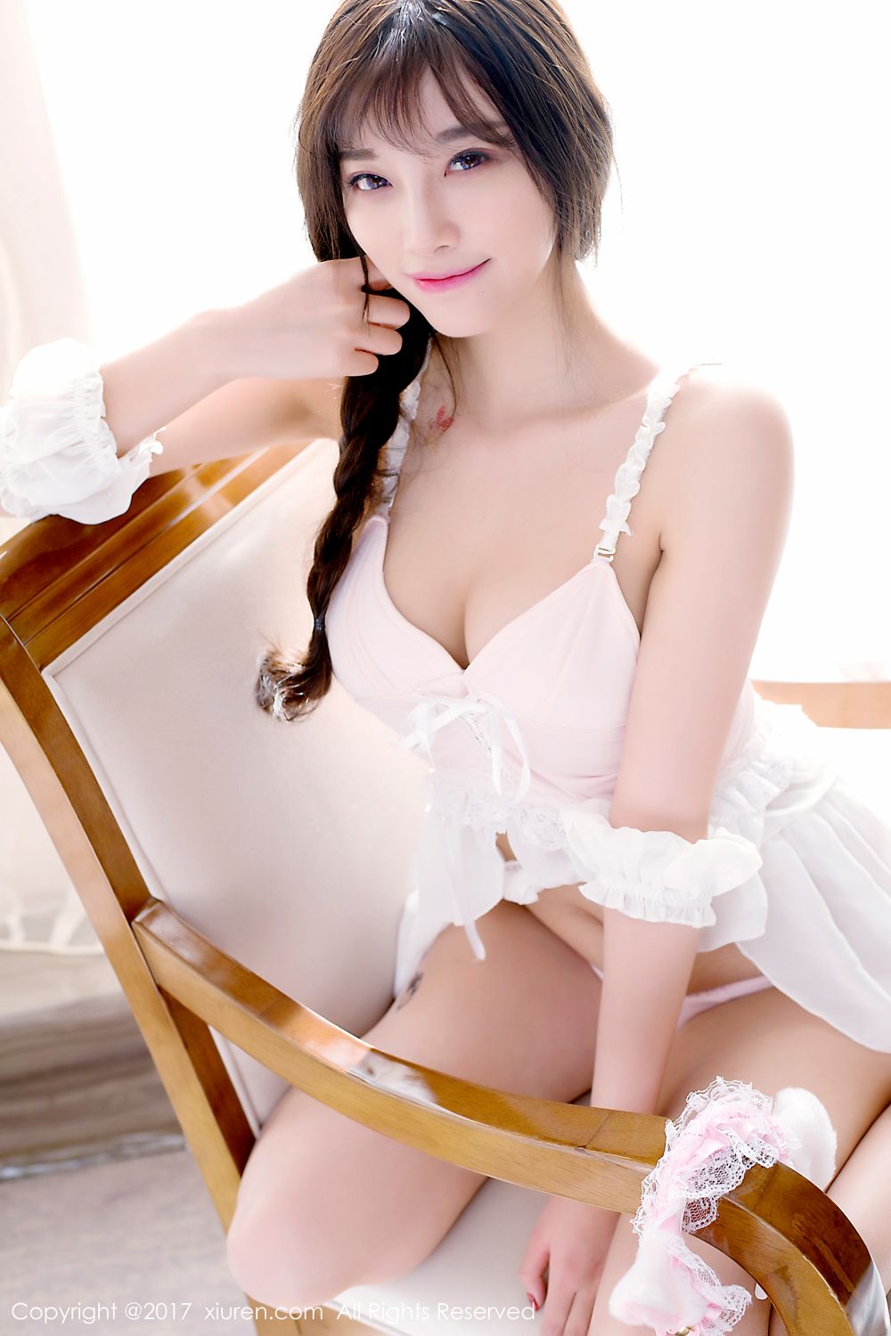 性感大美妞杨晨晨 深色暗格性感小野猫