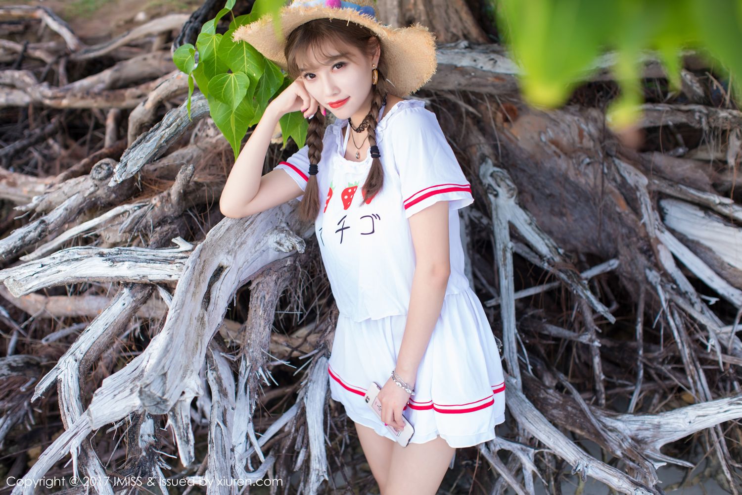 甜美女神杨晨晨 阳光沙滩香车美人