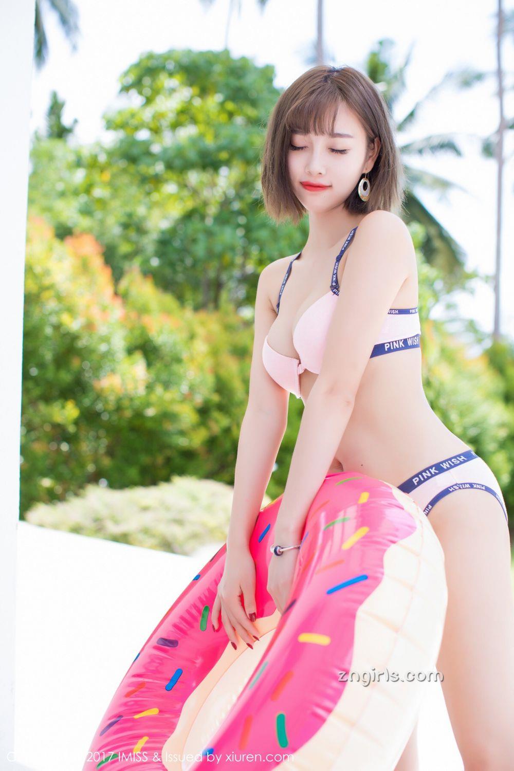 短发女神杨晨晨 蝴蝶结蕾丝内衣