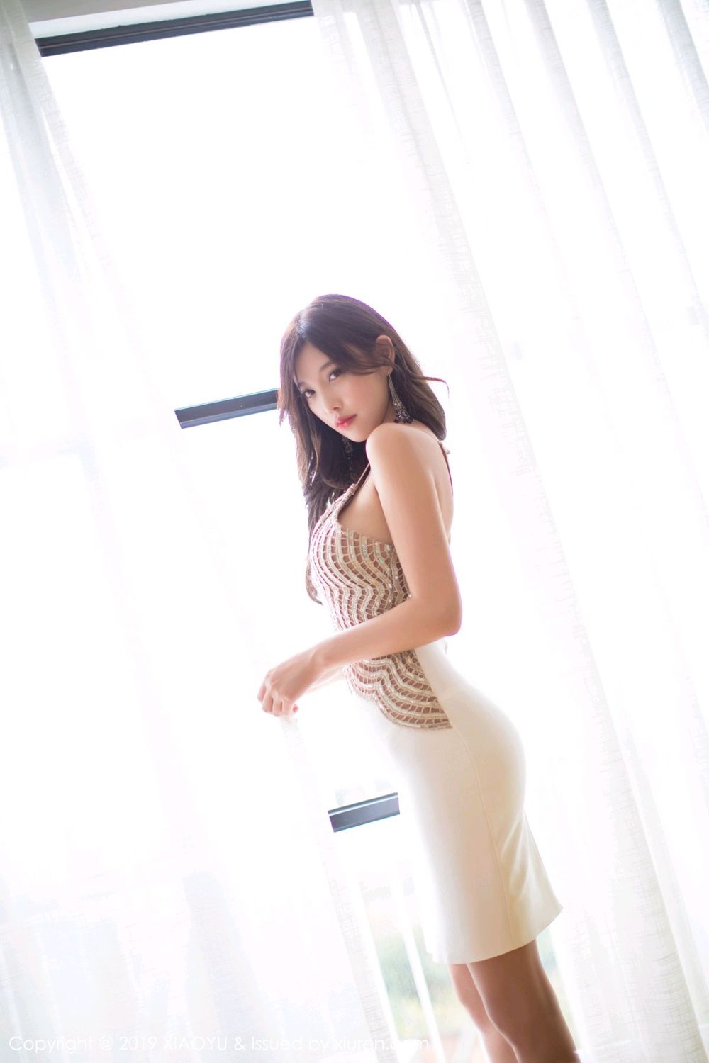 性感女神杨晨晨 华丽束胸蕾丝吊袜