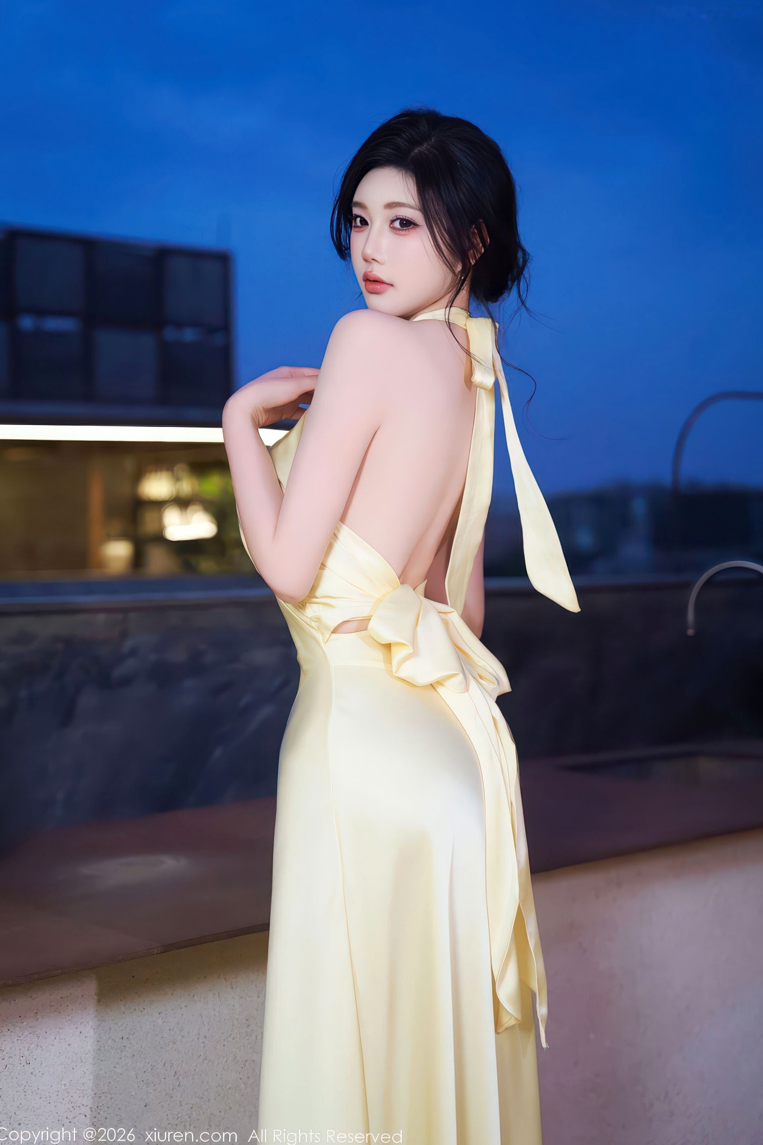 XiuRen秀人网-11206-杨晨晨:纯白蕾丝婚纱诱惑,私房内衣大尺度写真,波涛胸涌极致魅惑,高清无圣光绝美视觉盛宴