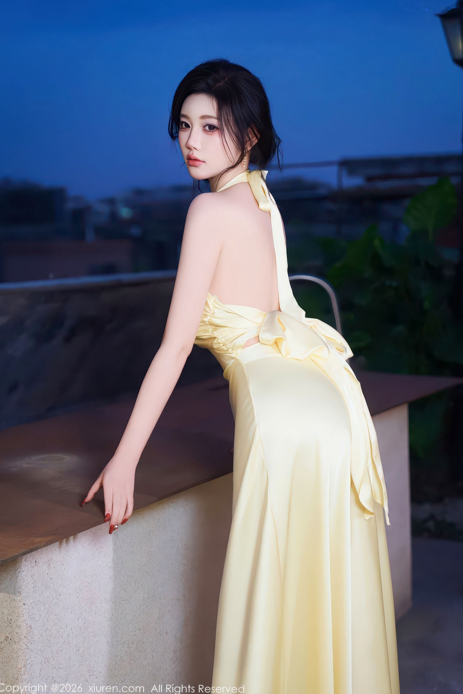 XiuRen秀人网-11206-杨晨晨:纯白蕾丝婚纱诱惑,私房内衣大尺度写真,波涛胸涌极致魅惑,高清无圣光绝美视觉盛宴