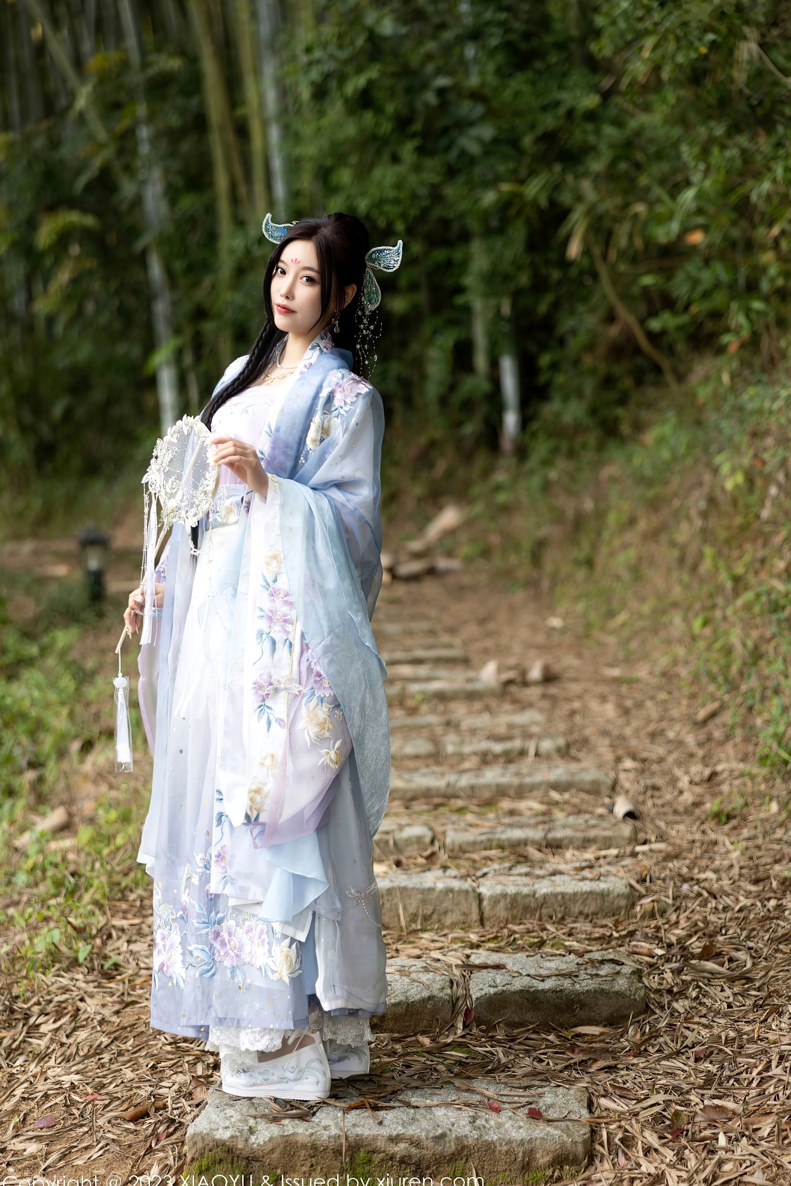 XiaoYu语画界970杨晨晨Yome,花海古装与室内蕾丝内衣丝袜诱惑,绝美气质大尺度私房写真