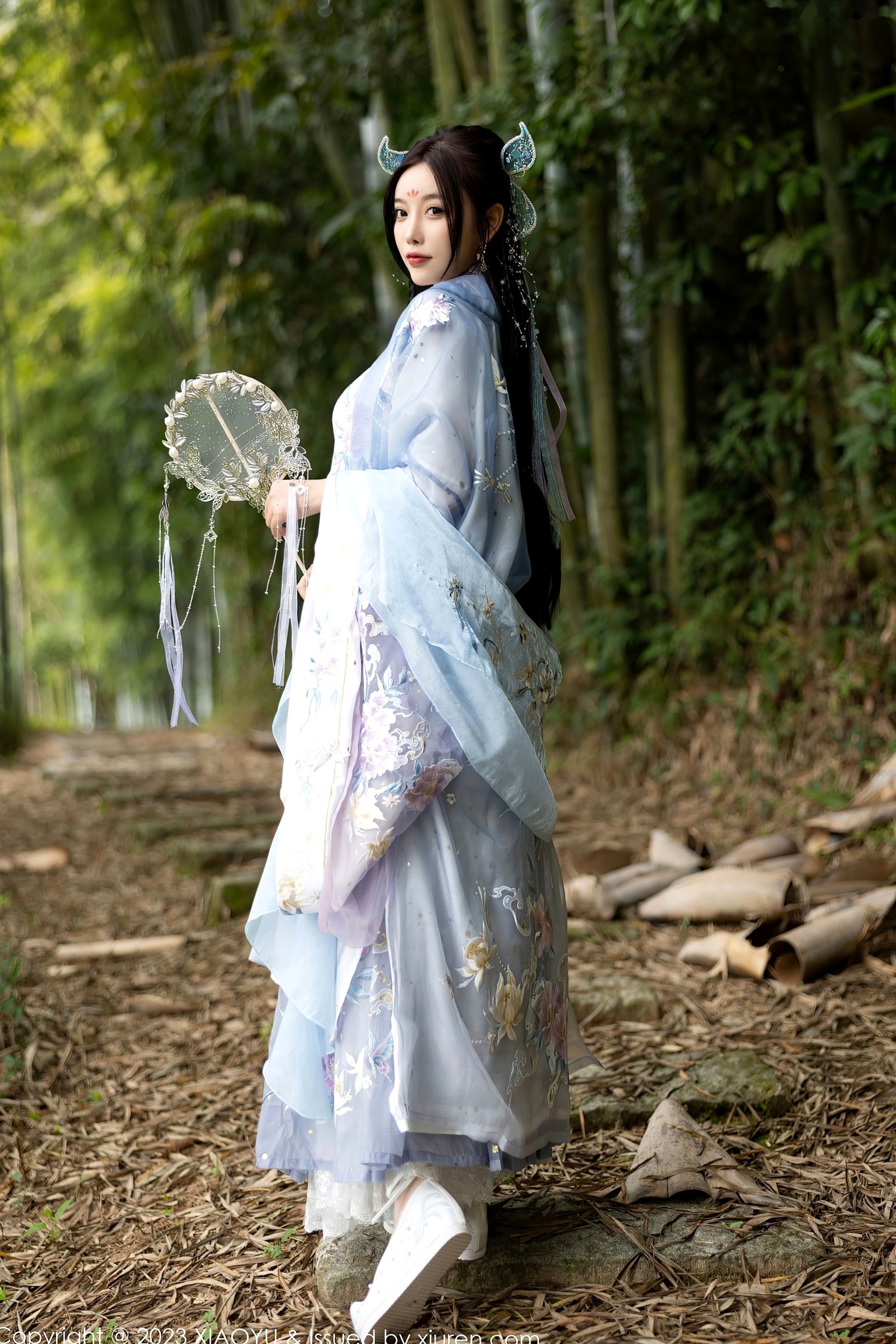 XiaoYu语画界970杨晨晨Yome,花海古装与室内蕾丝内衣丝袜诱惑,绝美气质大尺度私房写真