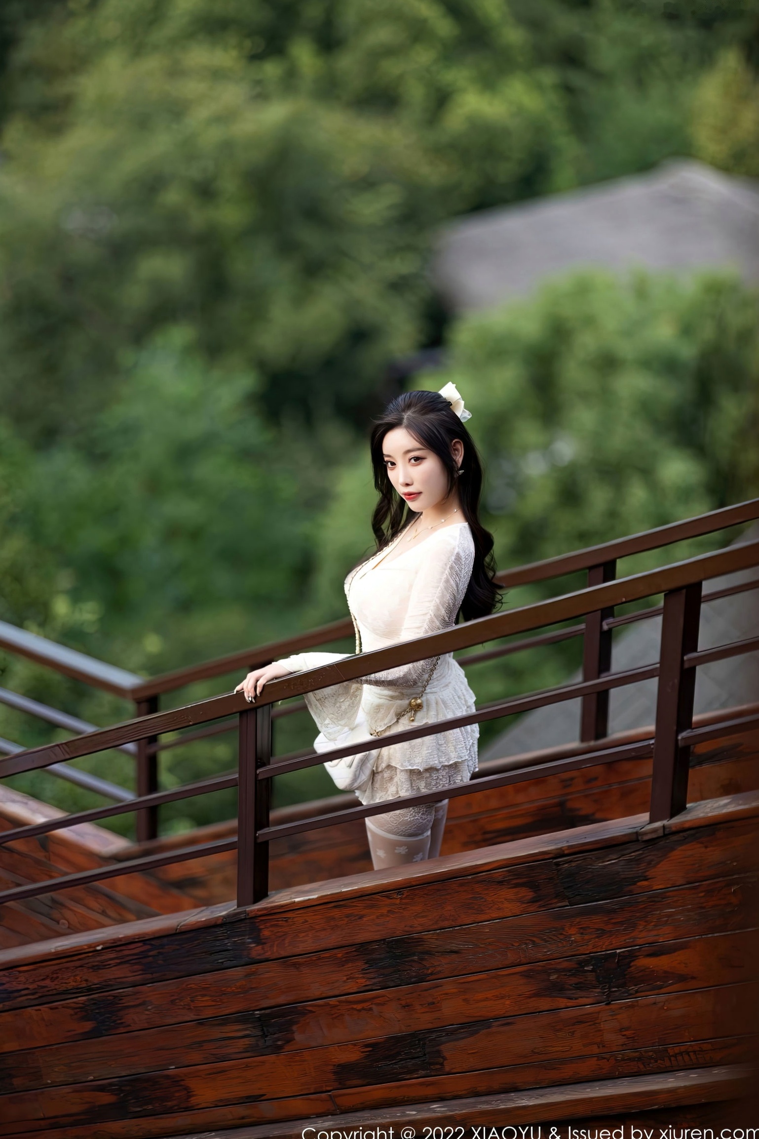 XiaoYu语画界-杨晨晨Yome:白色蕾丝薄纱纯欲私房照,优雅身姿尽显诱惑美腿,魅力曲线大尺度写真