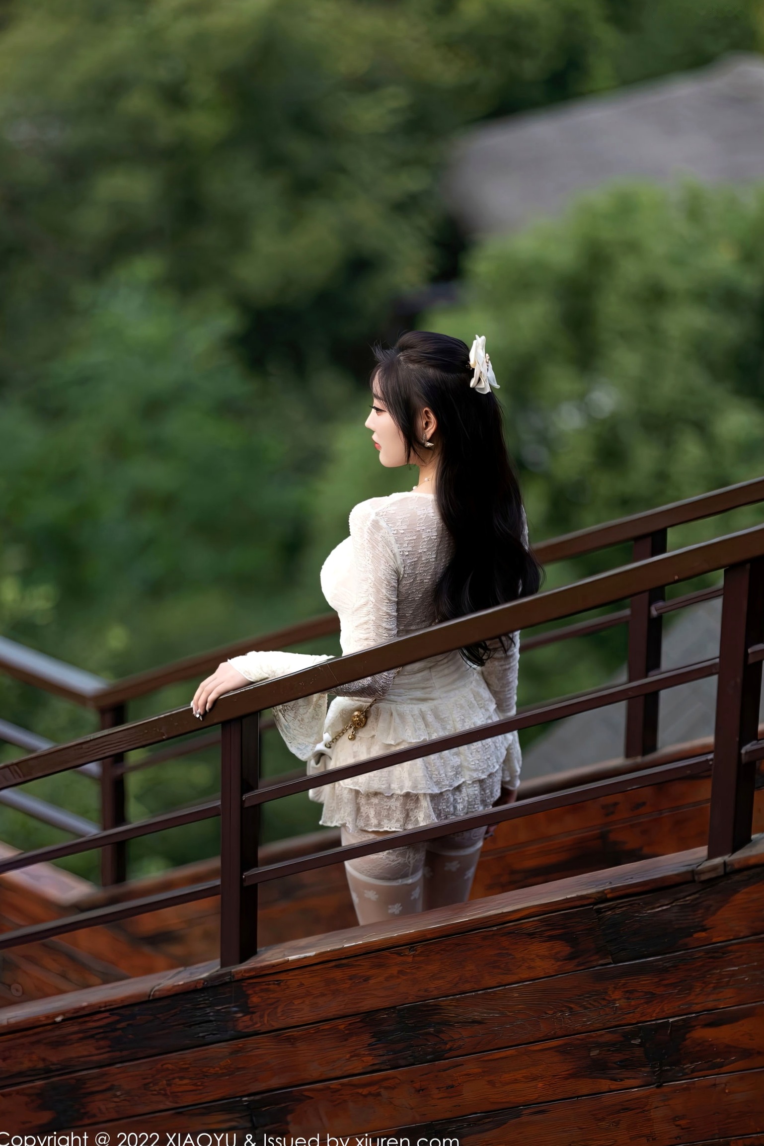 XiaoYu语画界-杨晨晨Yome:白色蕾丝薄纱纯欲私房照,优雅身姿尽显诱惑美腿,魅力曲线大尺度写真