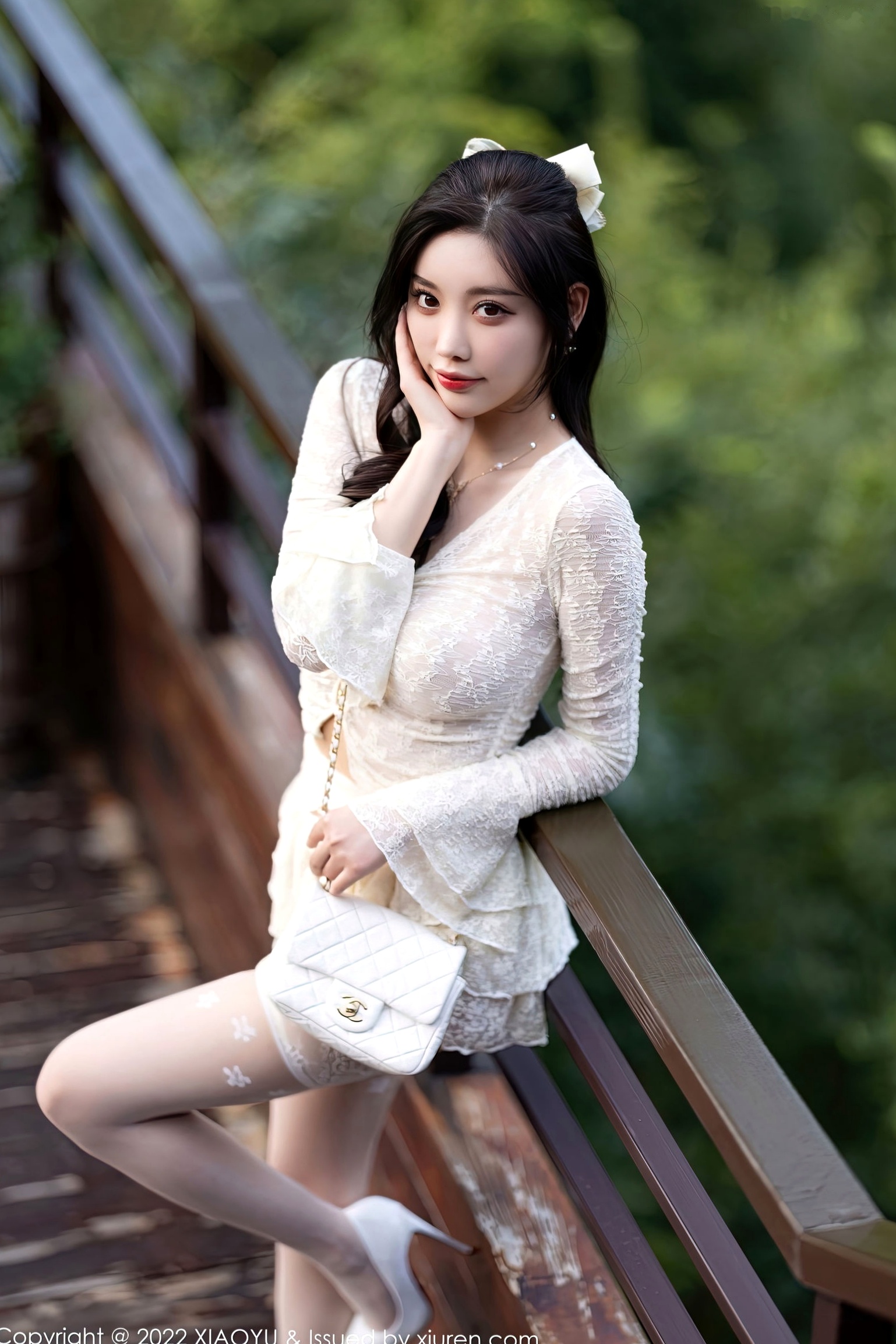 XiaoYu语画界-杨晨晨Yome:白色蕾丝薄纱纯欲私房照,优雅身姿尽显诱惑美腿,魅力曲线大尺度写真
