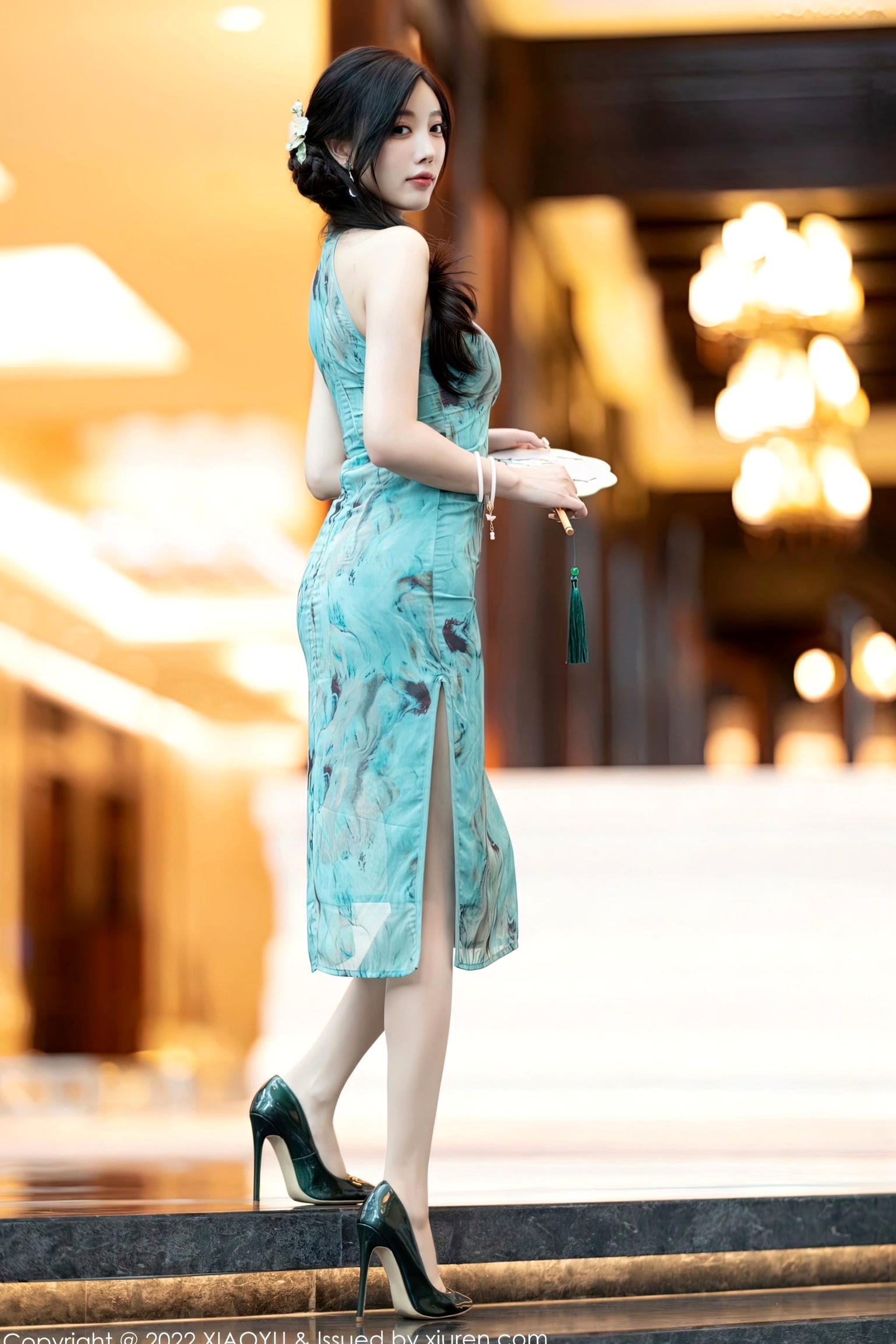 XiaoYu语画界-杨晨晨Yome-东方古典韵味旗袍女神,身姿曼妙优雅,古风建筑下尽显高级诱惑感(2022.10.14)