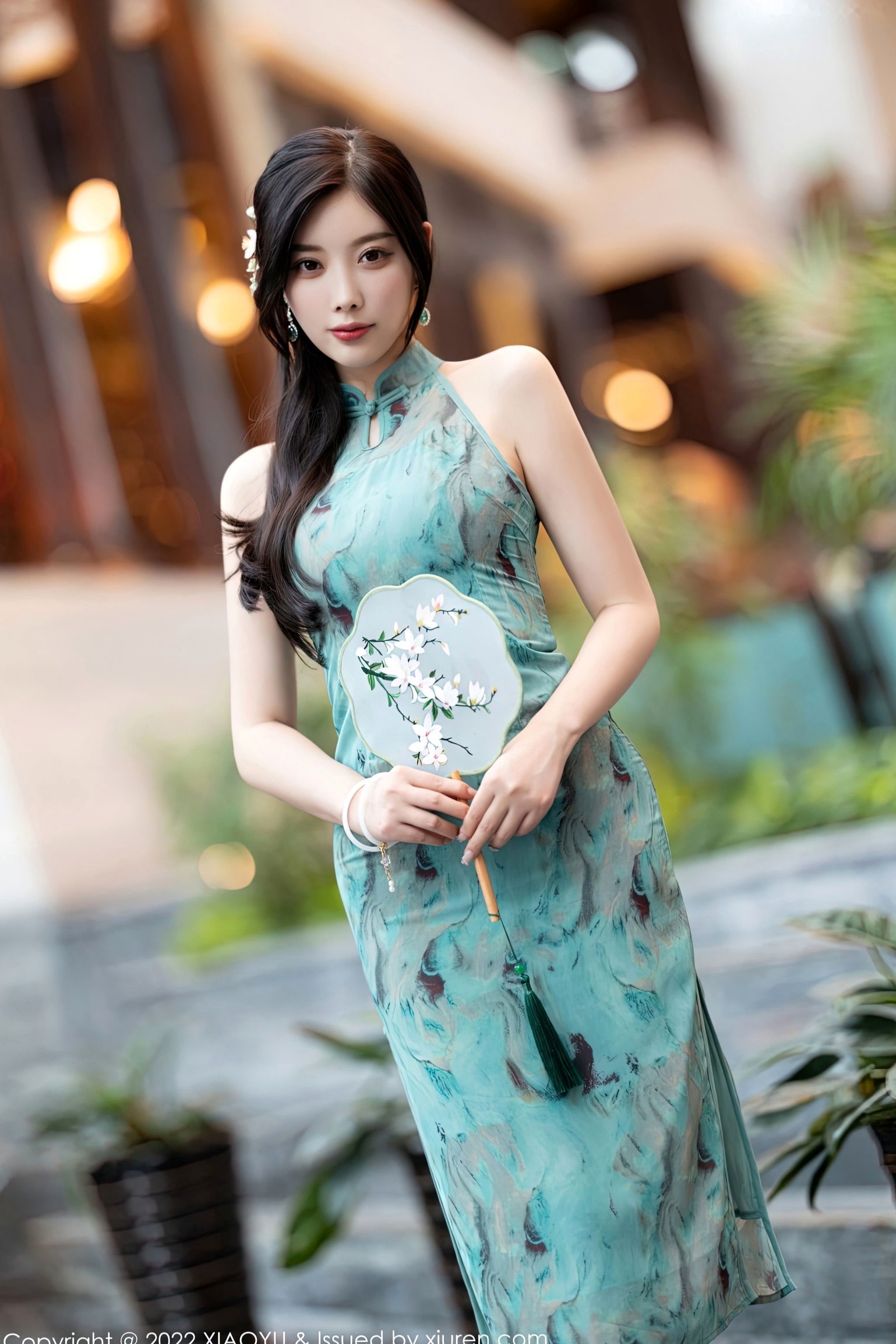 XiaoYu语画界-杨晨晨Yome-东方古典韵味旗袍女神,身姿曼妙优雅,古风建筑下尽显高级诱惑感(2022.10.14)