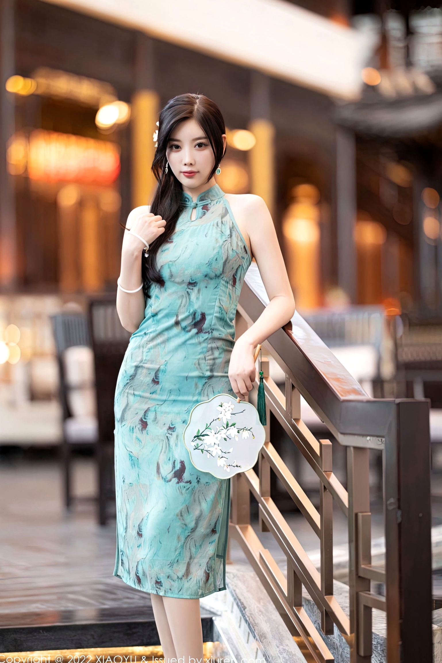XiaoYu语画界-杨晨晨Yome-东方古典韵味旗袍女神,身姿曼妙优雅,古风建筑下尽显高级诱惑感(2022.10.14)