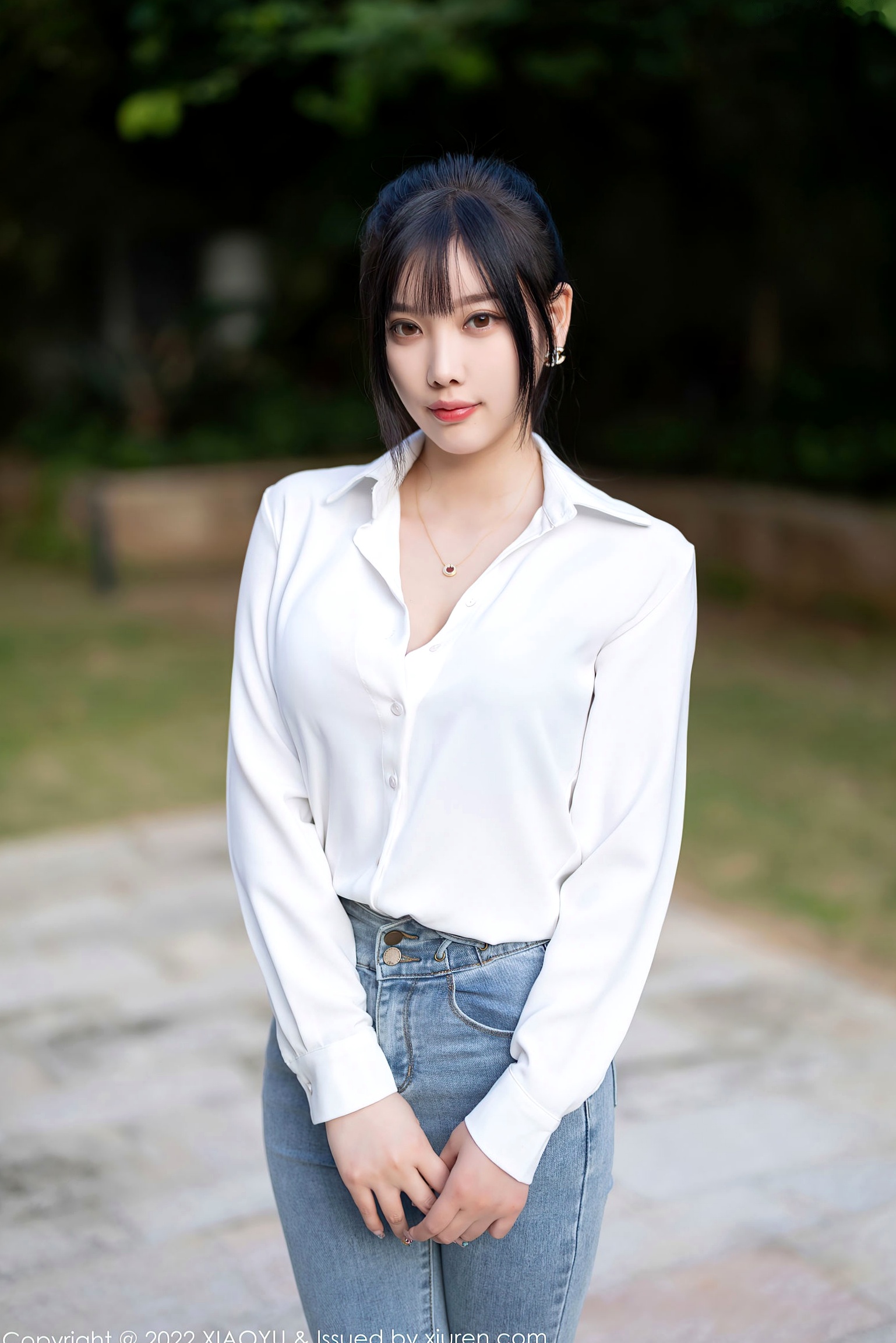 XiaoYu语画界 846期 - 杨晨晨Yome 性感私房系列 - 白衬衫红色内衣肉丝诱惑,居家大尺度美图,无圣光极致展现
