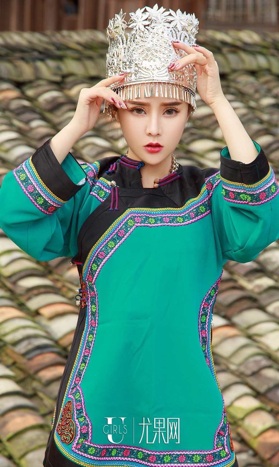 老寨新花爱丽莎 青山碧水佳人美
