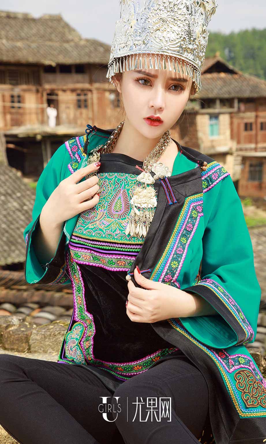 老寨新花爱丽莎 青山碧水佳人美