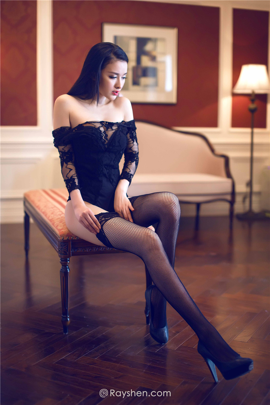盛一一 家居绝美妩媚私房写真图