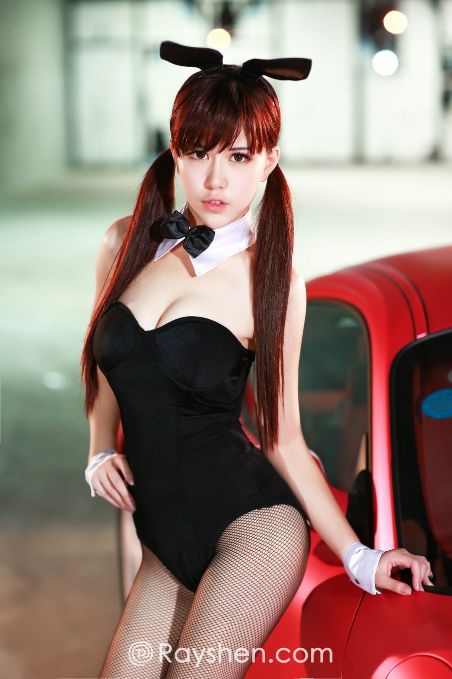 黄梓洁Nico 兔女郎蕾丝超跑写真图