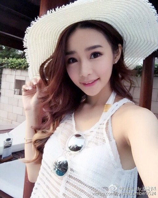 张语恩- 爱跳舞的超美完美身材正妹