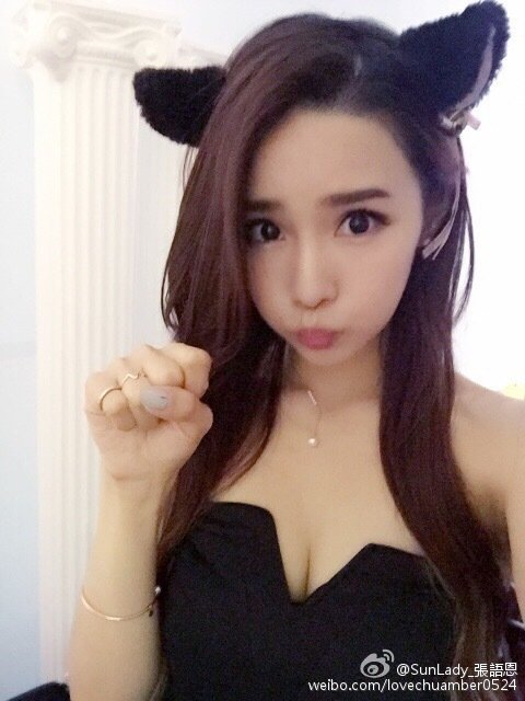张语恩- 爱跳舞的超美完美身材正妹