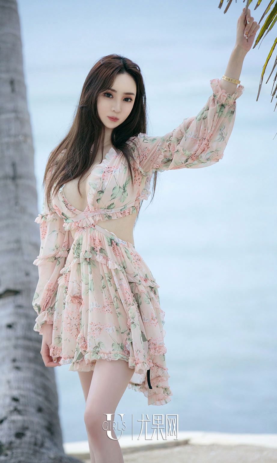 于思琪最浪漫的事 沙滩连衣裙比基尼