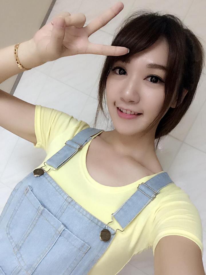泱泱(吴泱潾) 短发美女好清新