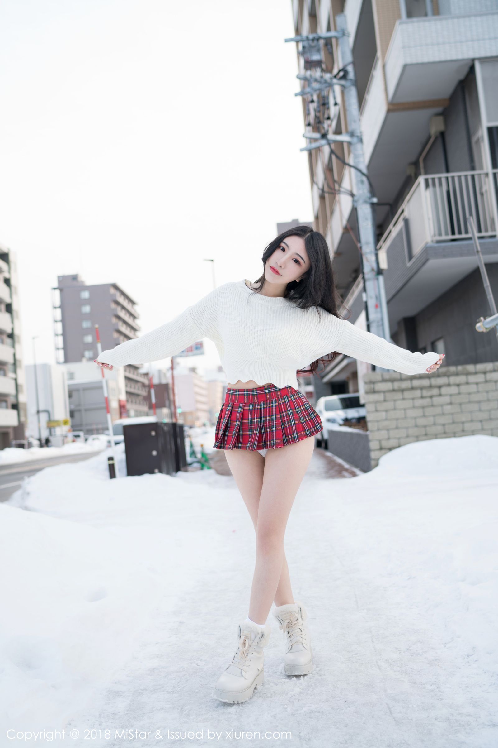 女神绯月樱Cherry 冰天雪地白衣红裙