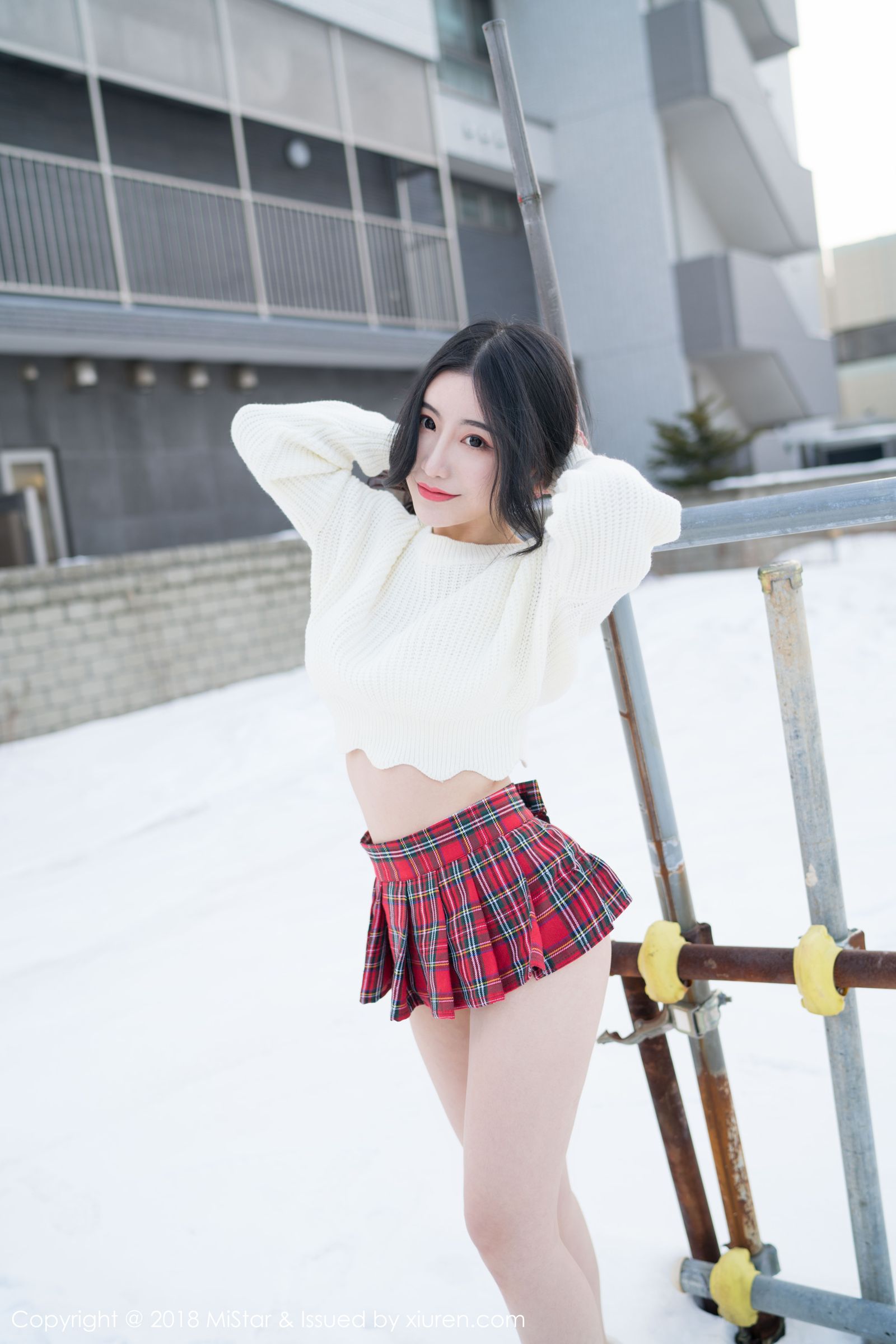 女神绯月樱Cherry 冰天雪地白衣红裙
