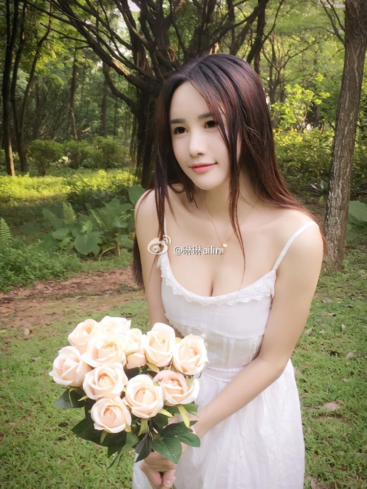 琳琳ailin(黄锦琳) 斗鱼俏皮女主播