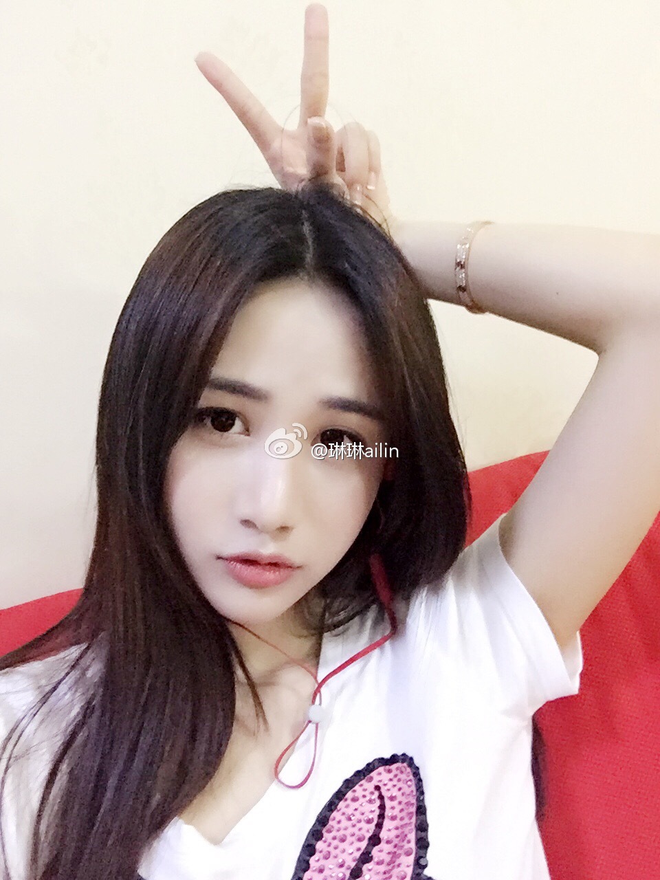 琳琳ailin(黄锦琳) 斗鱼俏皮女主播
