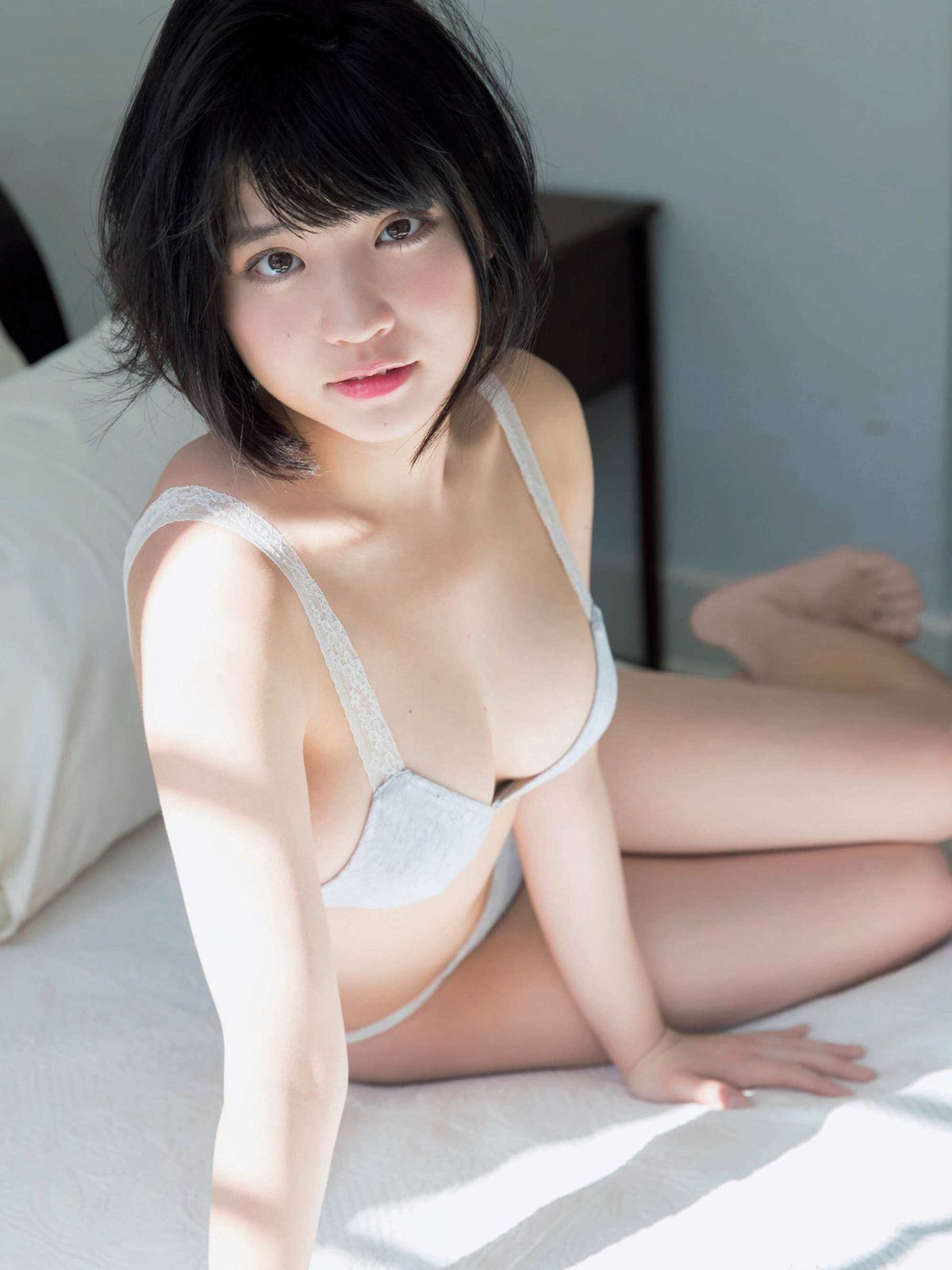 根本凪- 2018年週プレNEWS写真