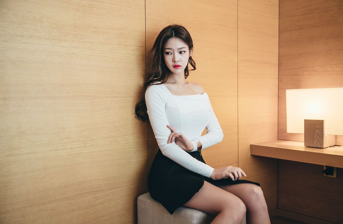 Jung Yoon- 2017年1月冷艳版高清写真