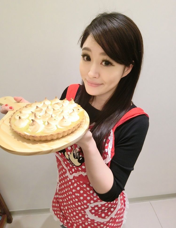 李思瑾Mayer 32F身材的女主播