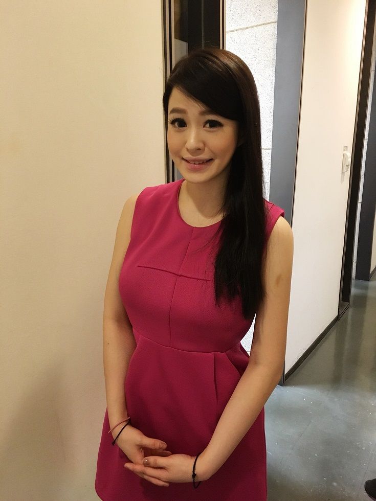 李思瑾Mayer 32F身材的女主播