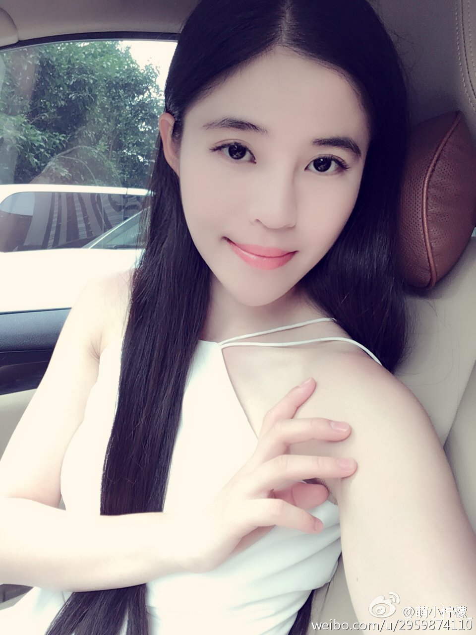萌小柠檬 微博私房照诱惑写真图