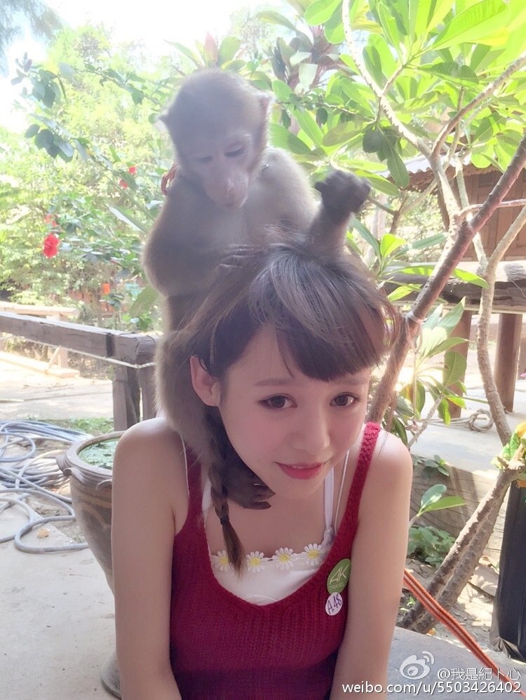 纪卜心 中学生女神私房照诱惑写真图