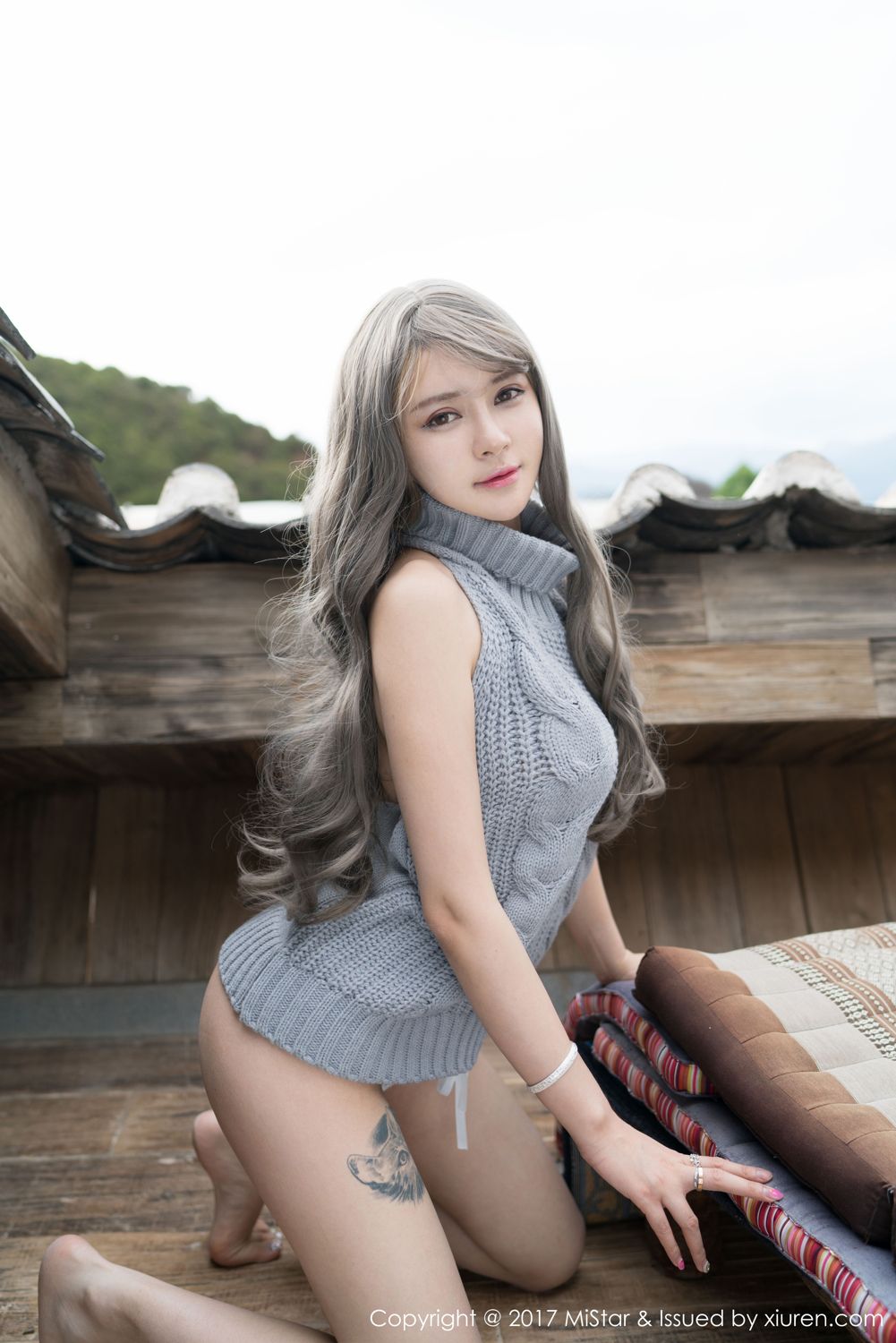 性感女神凯竹BuiBui 露背毛衣柔情四溢
