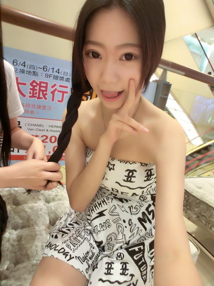 杨于娴 身材超棒的庄敬高职校花