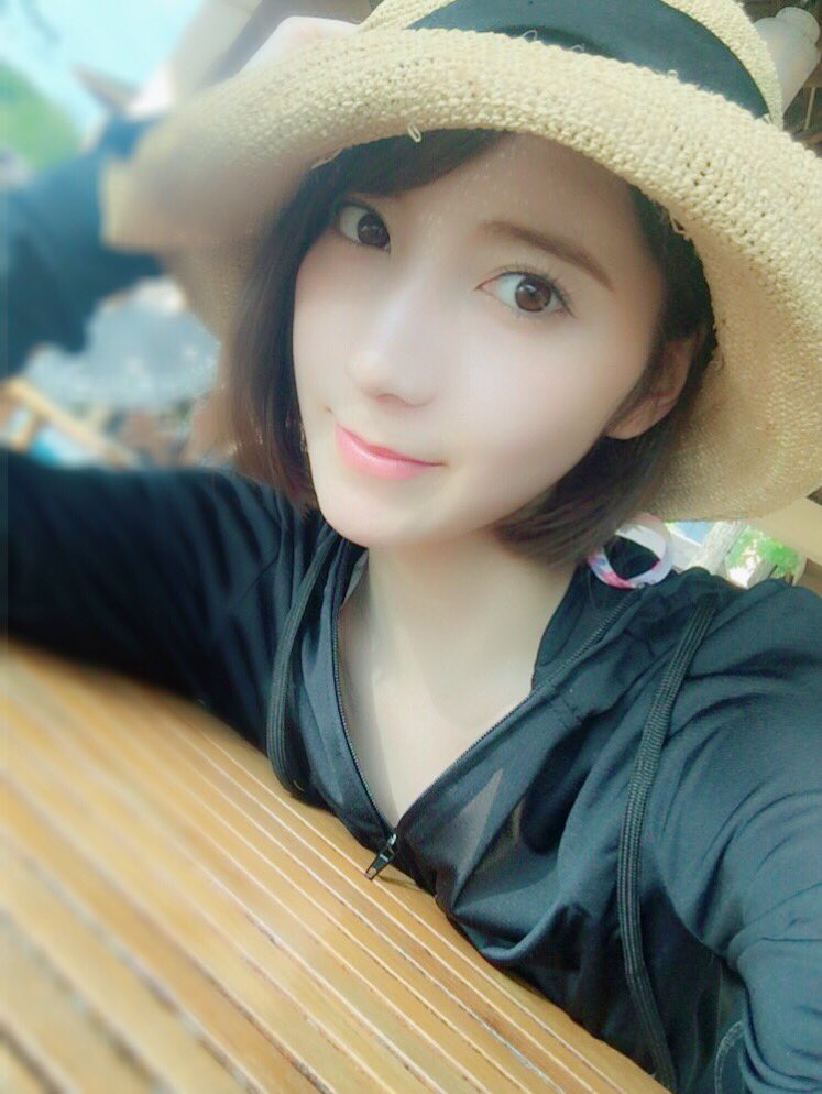 堀みづき 短发美人迷人生活照