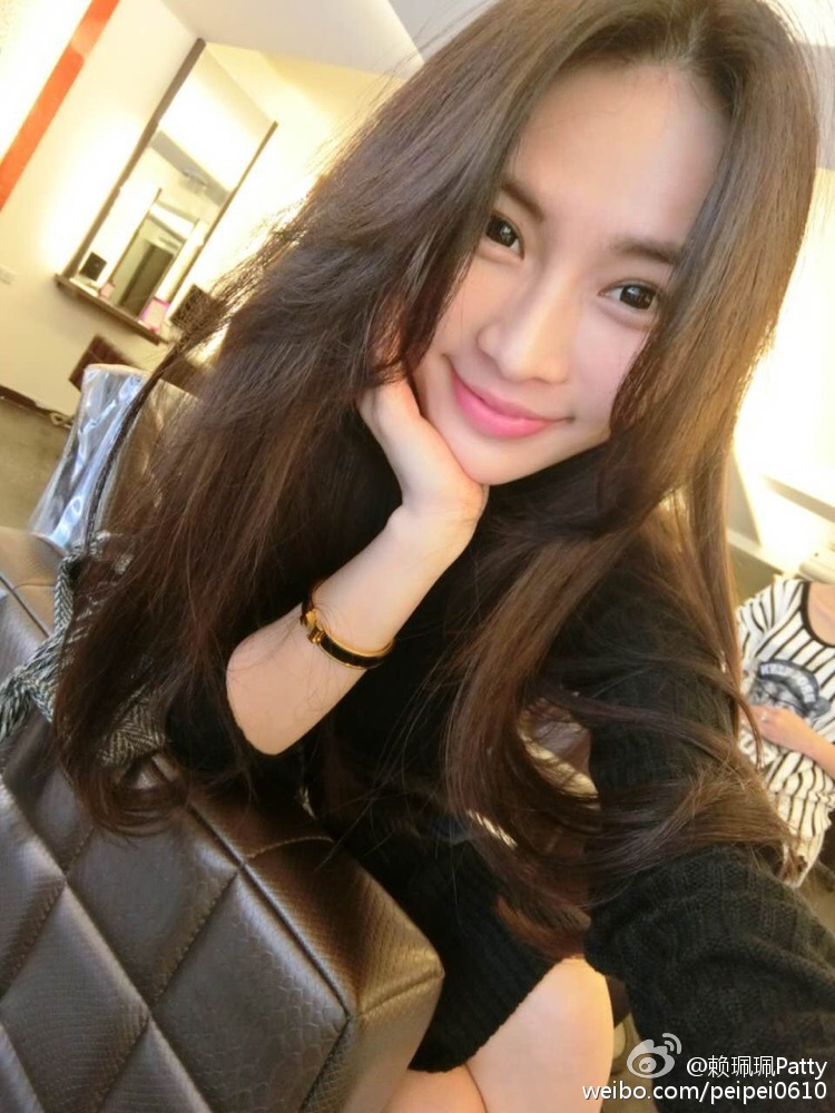 赖珮钰 美女赌神的FB私房照诱惑写真图合集