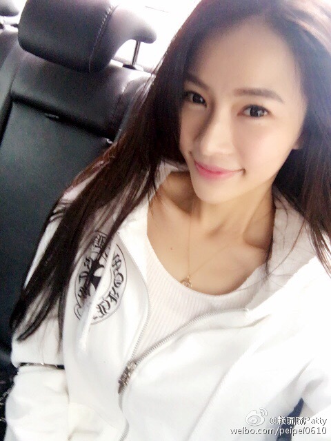 赖珮钰 美女赌神的FB私房照诱惑写真图合集