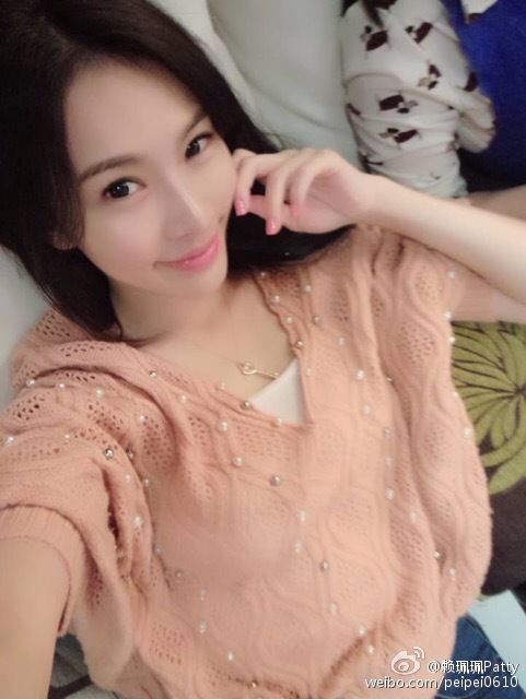 赖珮钰 美女赌神的FB私房照诱惑写真图合集