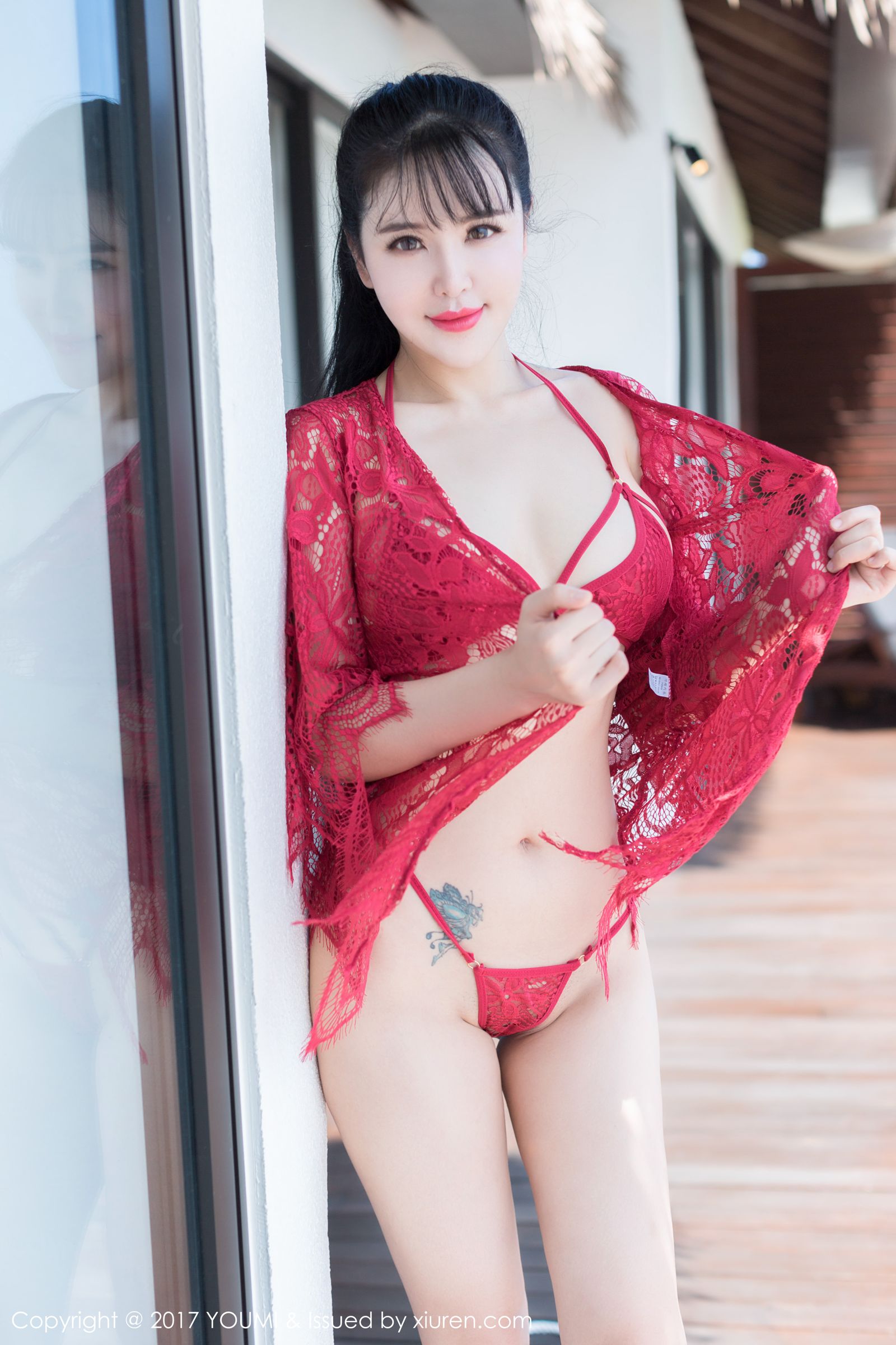 性感女神刘钰儿 红色镂空内衣