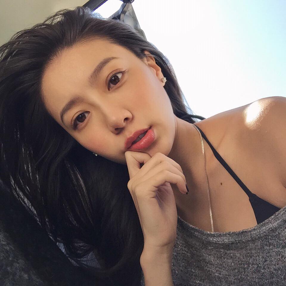 邵岱儿 火辣身材海量私房美图