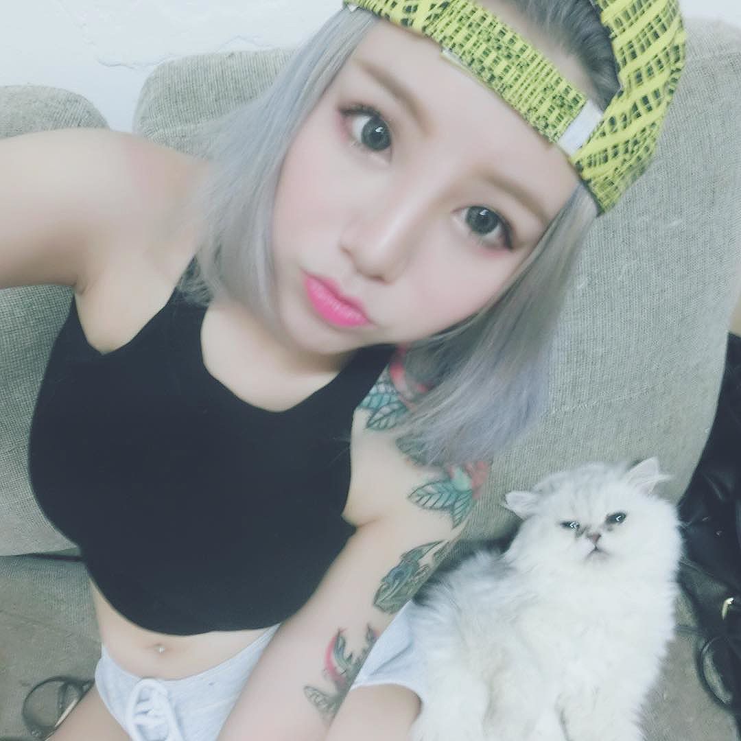 石希露Olga Shek F级身材纹身女郎