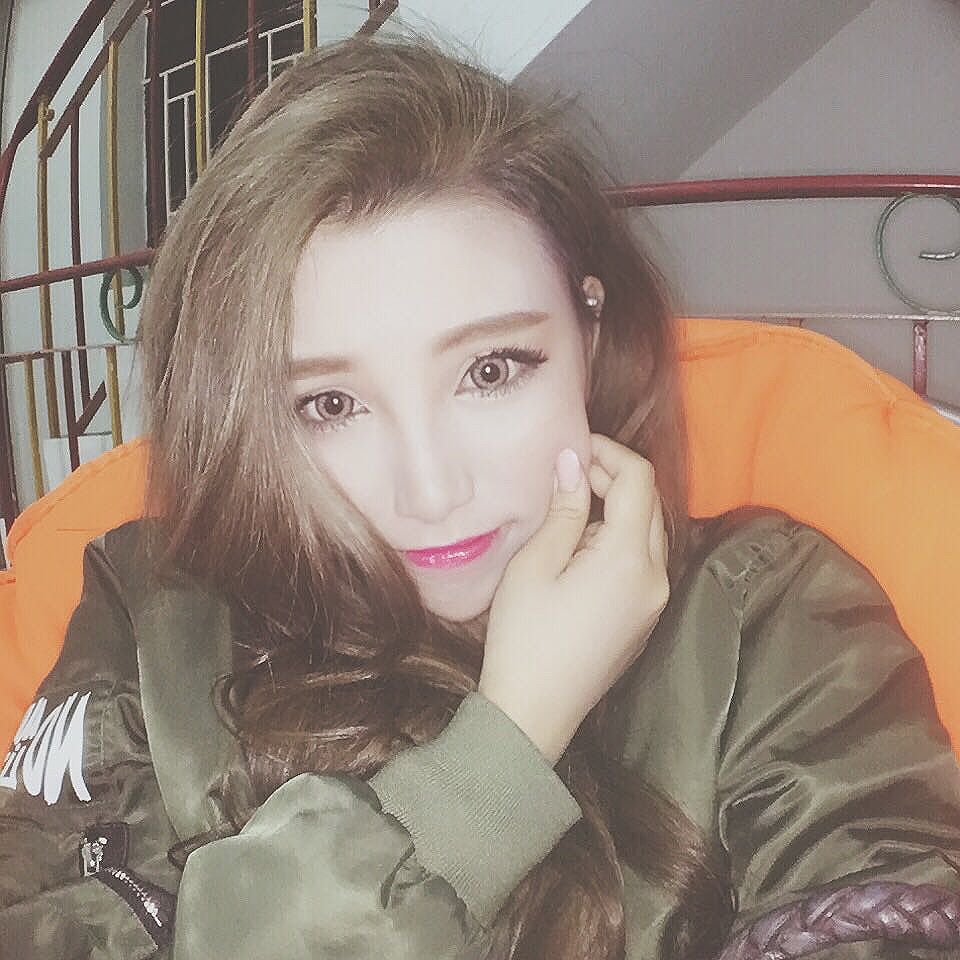 石希露Olga Shek F级身材纹身女郎